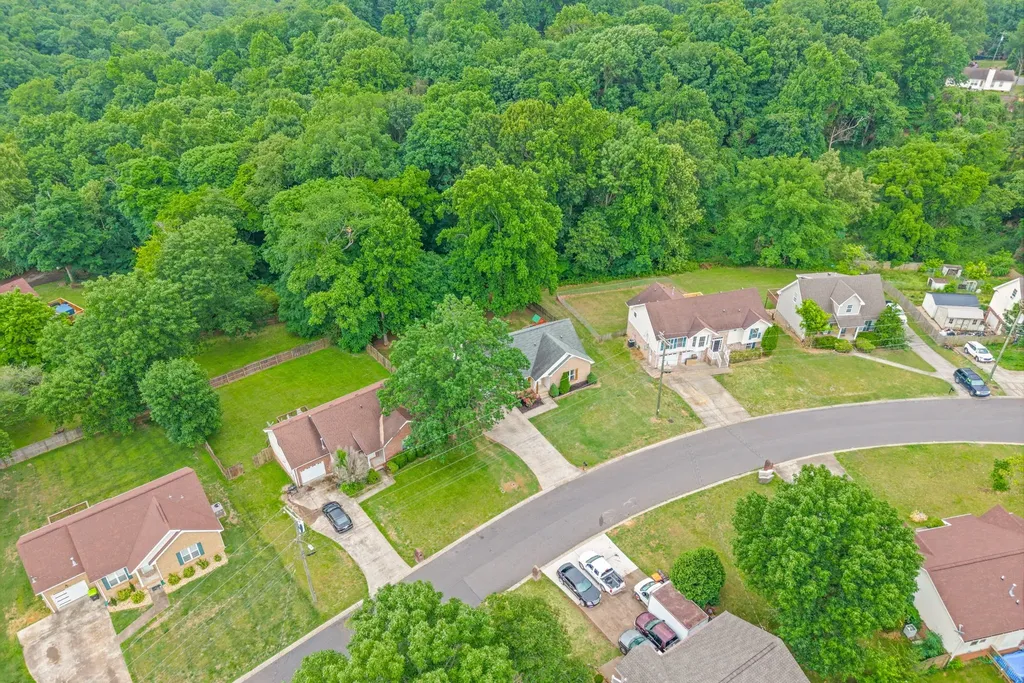 800 Leigh Ann Drive Clarksville TN 37042