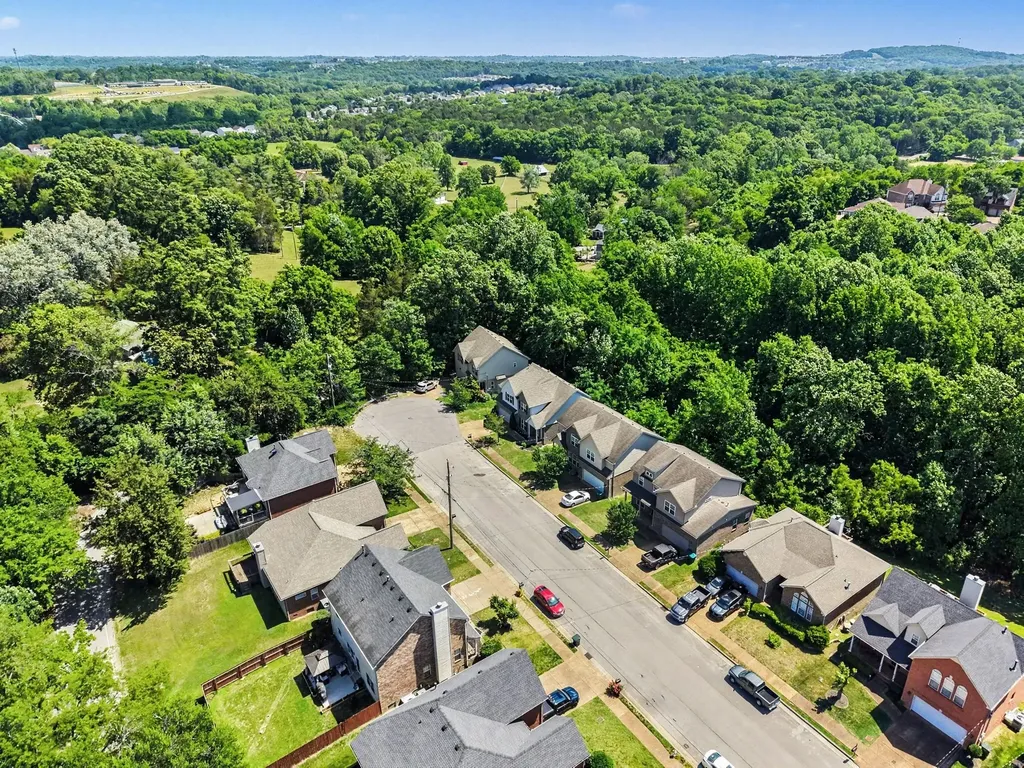 6939 Calderwood Drive Antioch TN 37013
