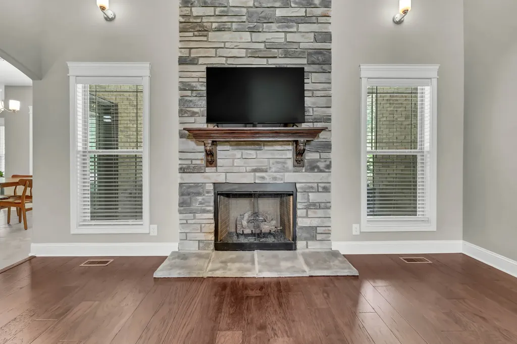 221 Allie Kat Way Clarksville TN 37042