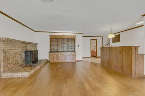 31 Colonial Cove Jackson TN 38305