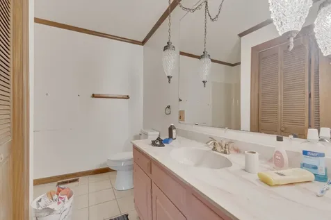 31 Colonial Cove Jackson TN 38305