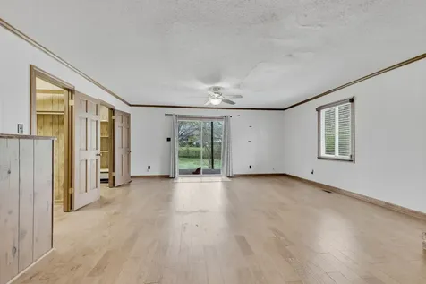 31 Colonial Cove Jackson TN 38305