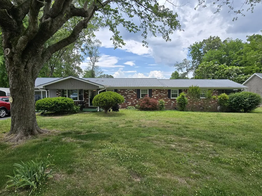 203 Cherry Lane Mcminnville TN 37110