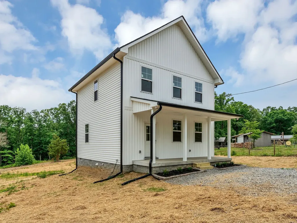 5800 Sanders Road Lyles TN 37098