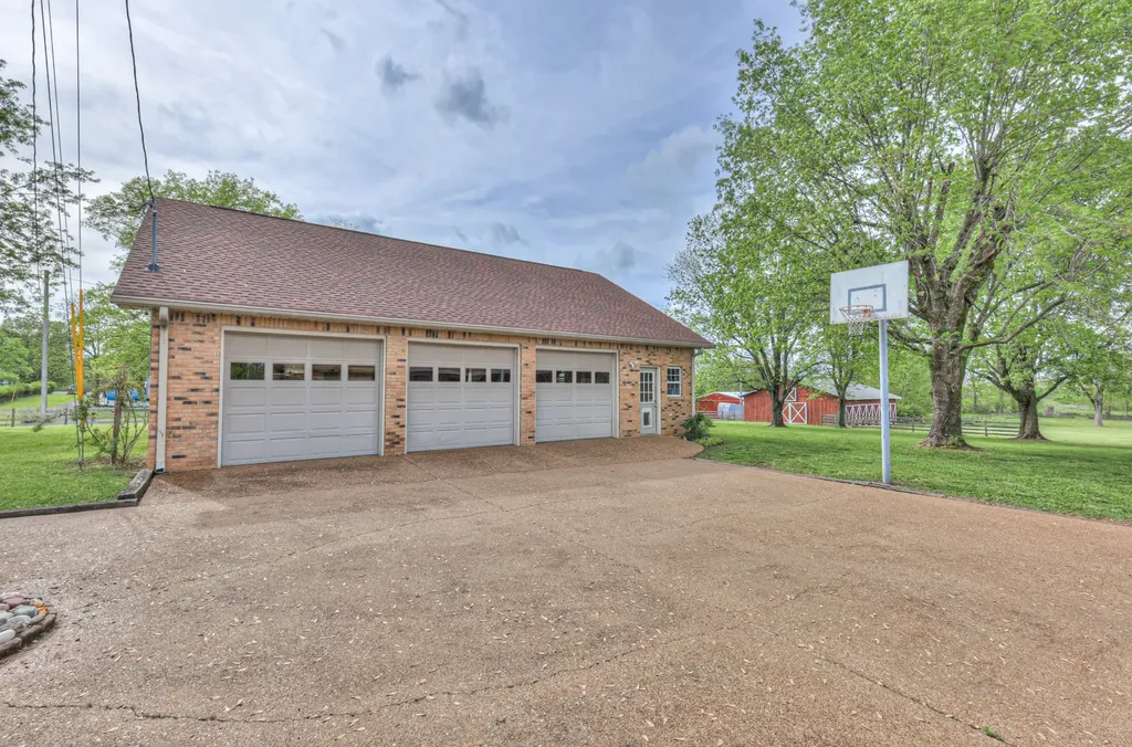 117 Brights Lane Gallatin TN 37066