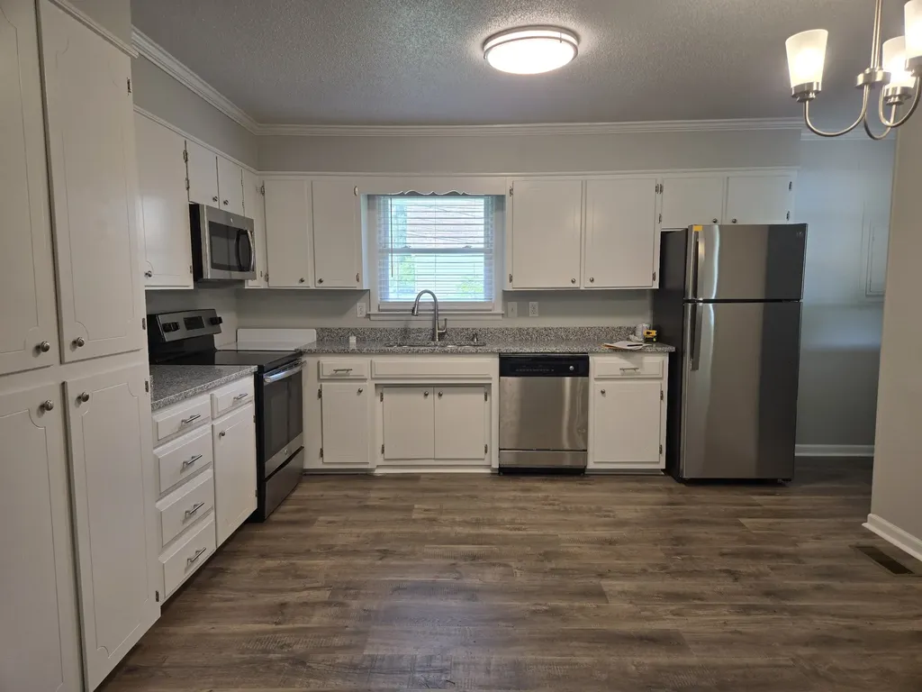 95 Sunset Drive Waverly TN 37185
