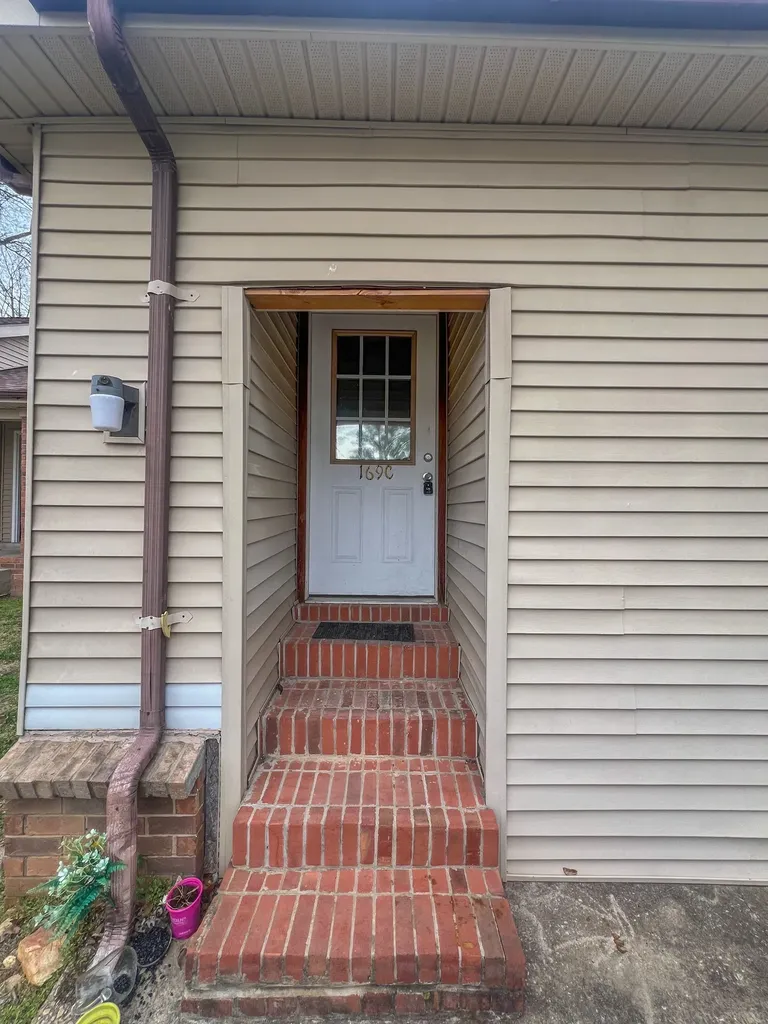 169 Condor Court Clarksville TN 37042