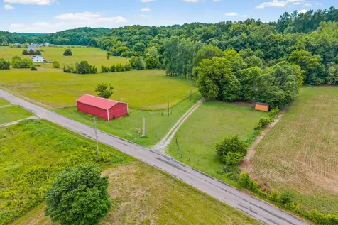2499 W Leatherwood Road Cumberland Furnace TN 37051