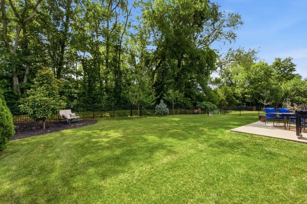 3646 Martins Mill Road Thompsons Station TN 37179