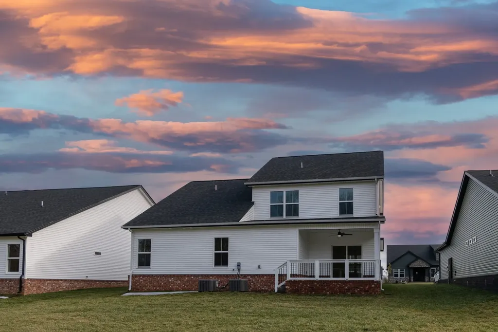 15 Miller Farm Clarksville TN 37043