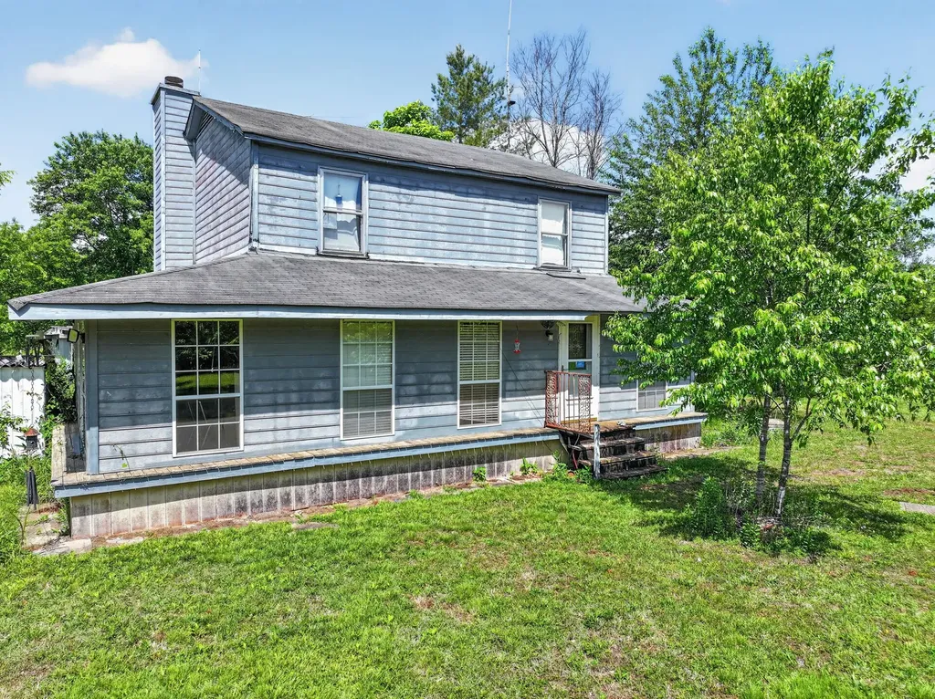 1420 Murray Kittrell Road Readyville TN 37149