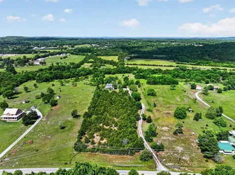 1420 Murray Kittrell Road Readyville TN 37149