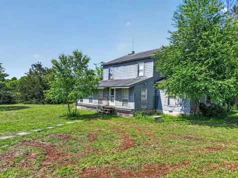1420 Murray Kittrell Road Readyville TN 37149