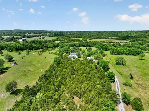 1420 Murray Kittrell Road Readyville TN 37149