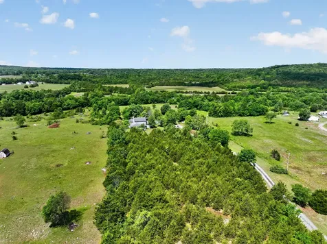 1420 Murray Kittrell Road Readyville TN 37149