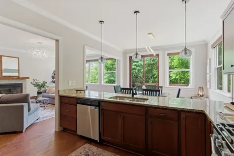 5925 Woodlands Avenue Nashville TN 37211