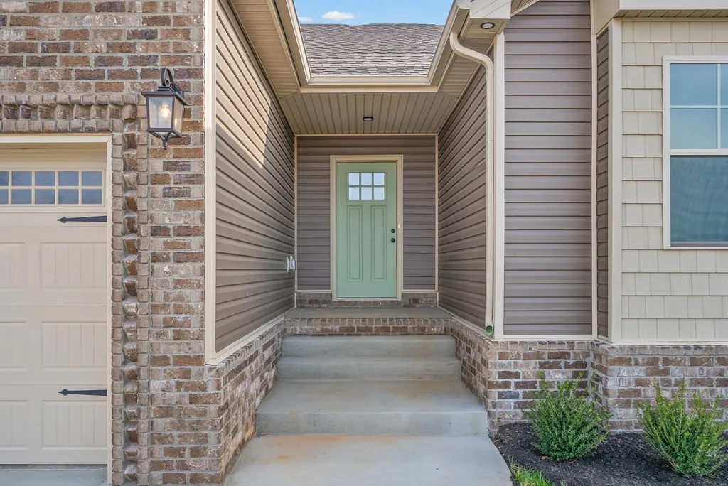 158 Irish Hills Clarksville TN 37042