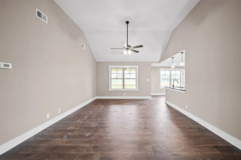 158 Irish Hills Clarksville TN 37042