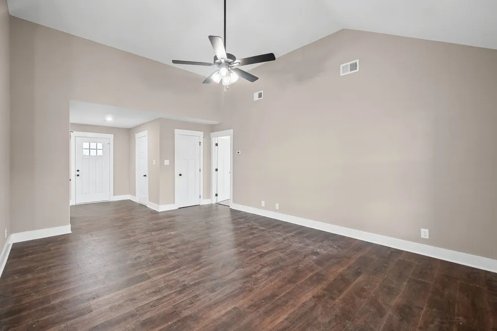 158 Irish Hills Clarksville TN 37042