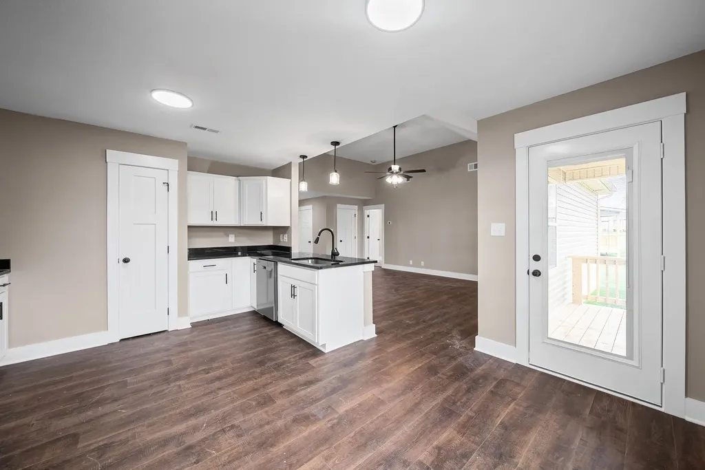 158 Irish Hills Clarksville TN 37042