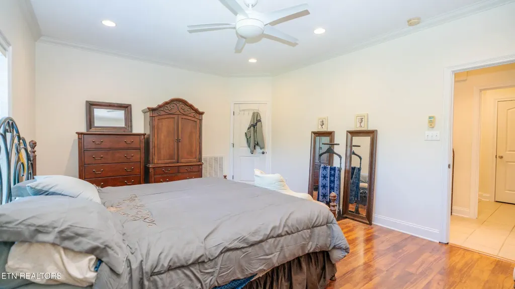 3512 Cabin Ridge Road Louisville TN 37777