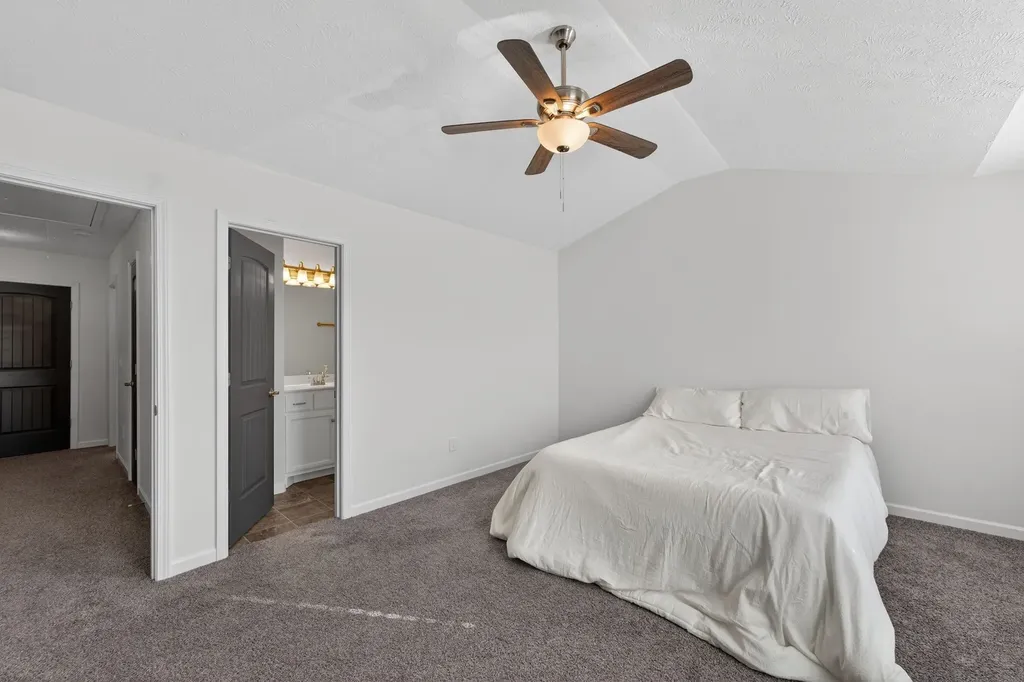 5326 Dan Post Way Murfreesboro TN 37128
