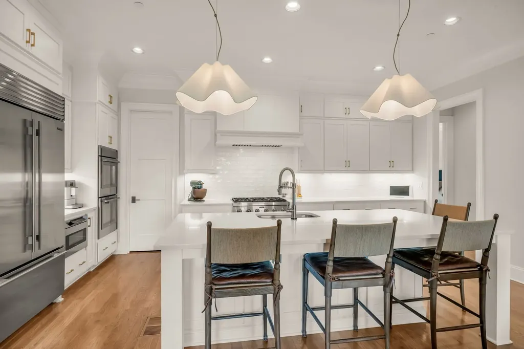 3608A West End Avenue Nashville TN 37205