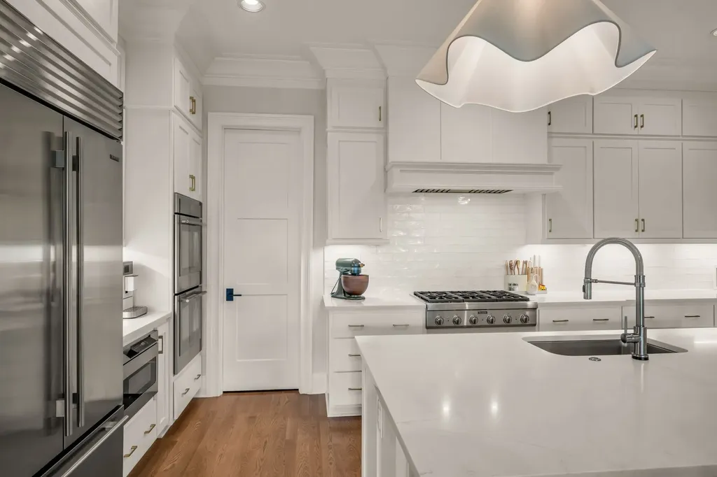 3608A West End Avenue Nashville TN 37205
