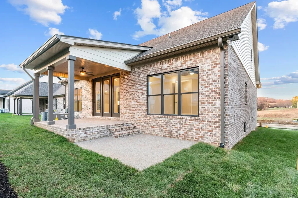 2016 Wt Chandler Boulevard #83 Gallatin TN 37066