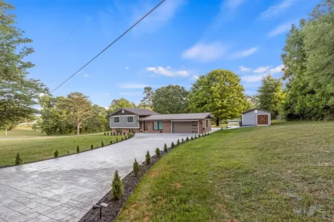 552 Dreamland Road Spring City TN 37381