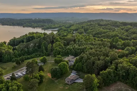 552 Dreamland Road Spring City TN 37381
