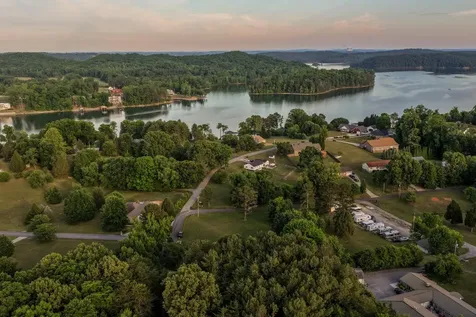 552 Dreamland Road Spring City TN 37381