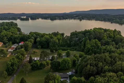 552 Dreamland Road Spring City TN 37381