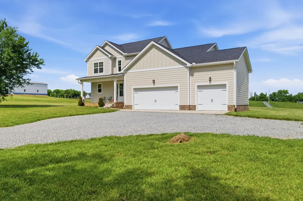 4732 Rock House Road Portland TN 37148