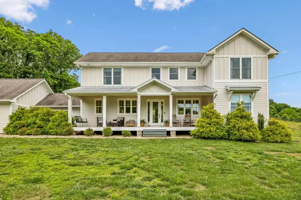 1765 Theta Pike Columbia TN 38401