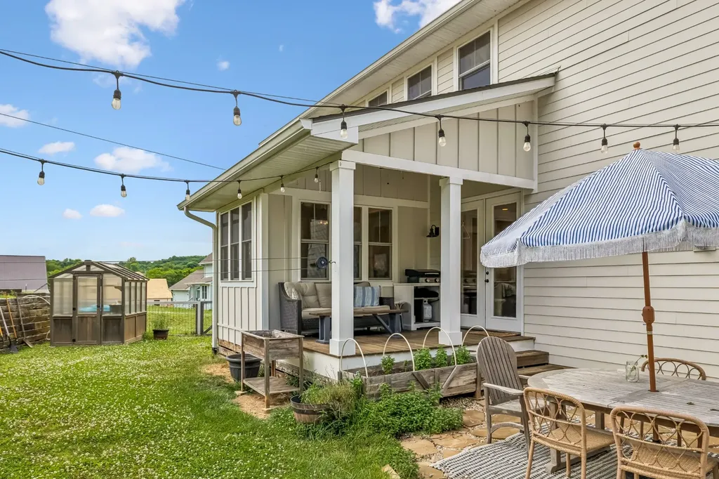 1765 Theta Pike Columbia TN 38401