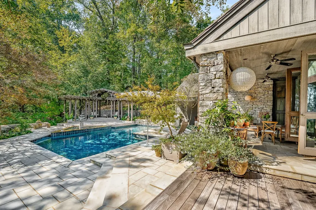5412 Stanford Drive Nashville TN 37215