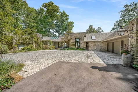 5412 Stanford Drive Nashville TN 37215