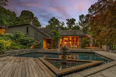 5412 Stanford Drive Nashville TN 37215