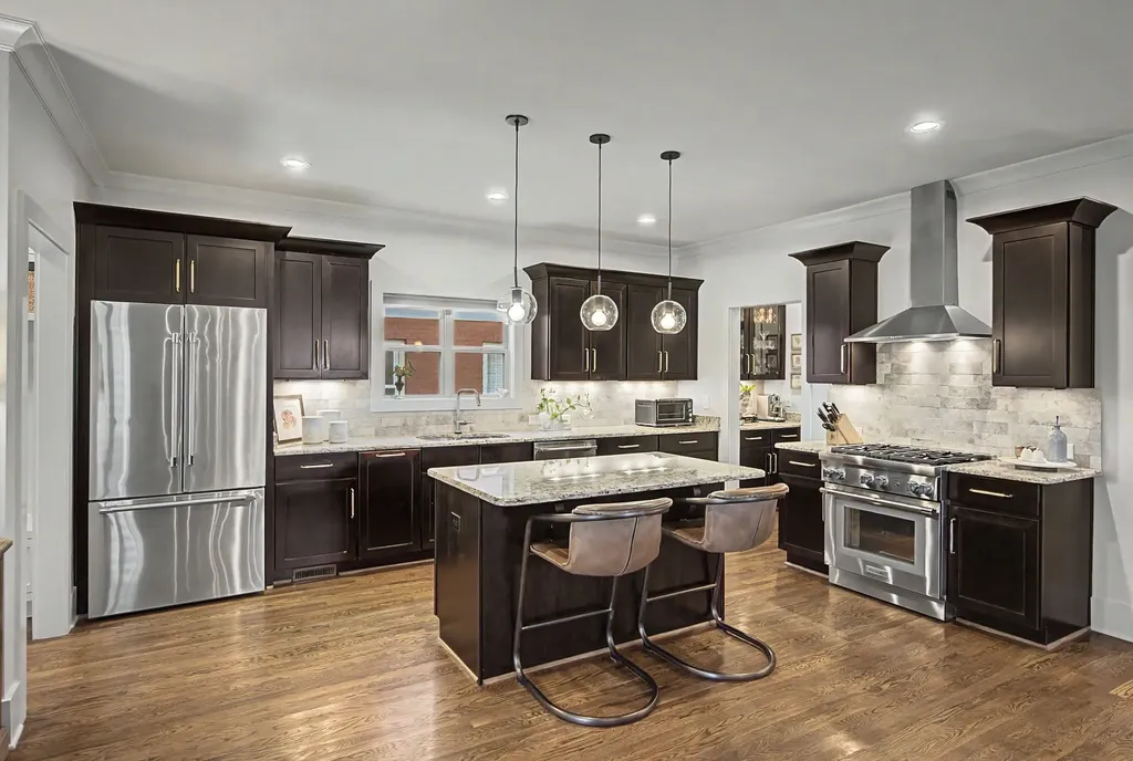 1012 Acklen Avenue Nashville TN 37203