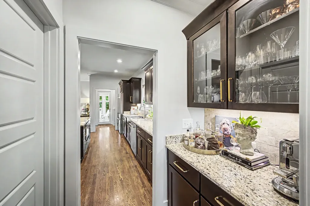1012 Acklen Avenue Nashville TN 37203
