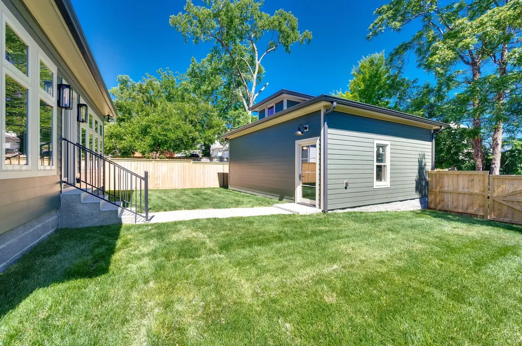 1012 Acklen Avenue Nashville TN 37203