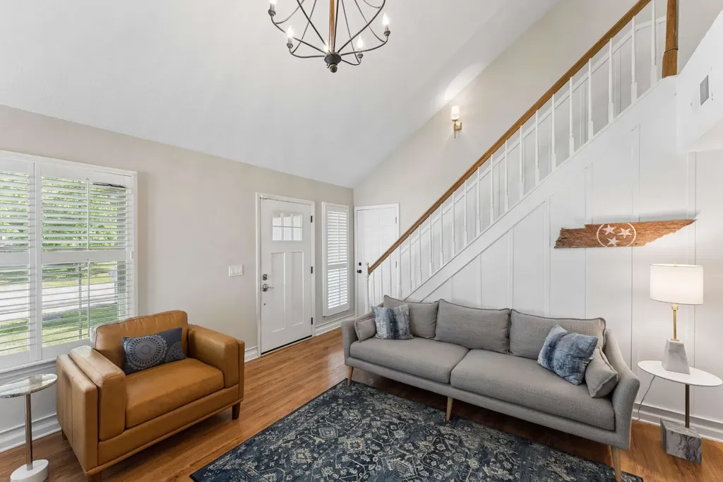 5204 Village Trace Nashville TN 37211