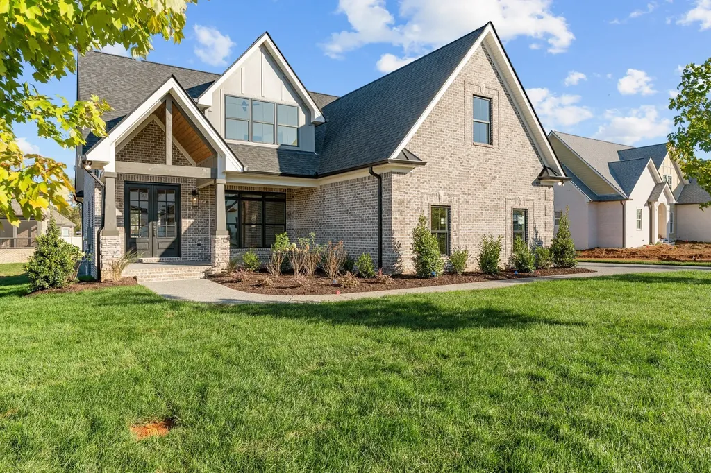 1003 Stone Creek Lane #221 Lebanon TN 37087