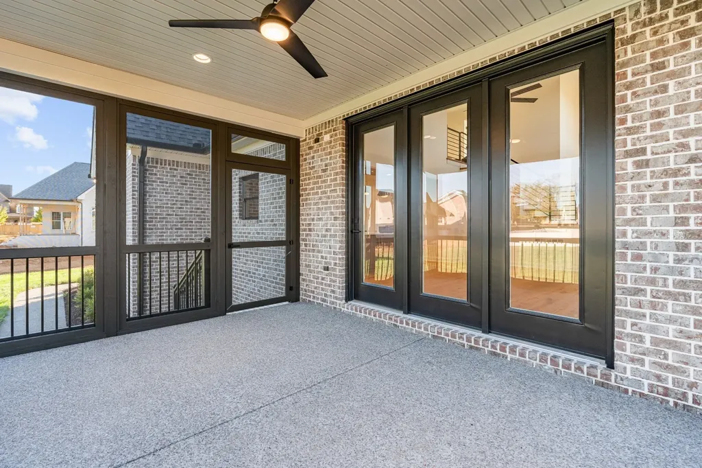1003 Stone Creek Lane #221 Lebanon TN 37087
