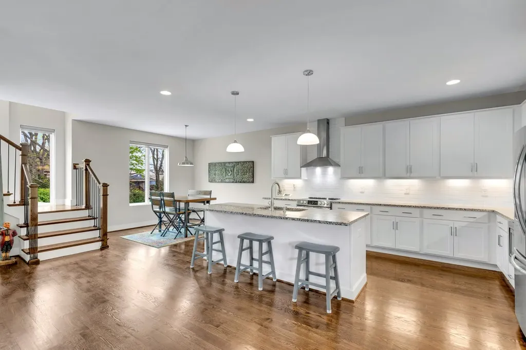 40 Hubbard Street Nashville TN 37210