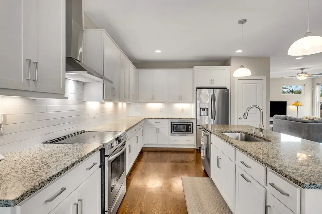 40 Hubbard Street Nashville TN 37210