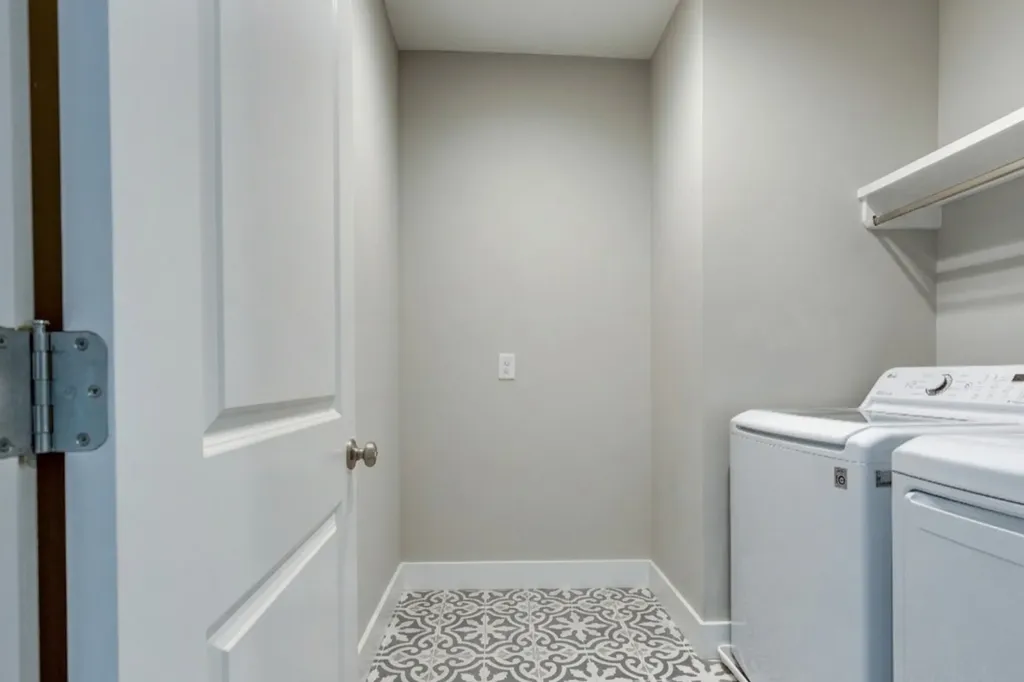40 Hubbard Street Nashville TN 37210