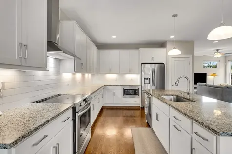 40 Hubbard Street Nashville TN 37210