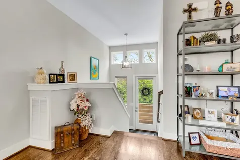 40 Hubbard Street Nashville TN 37210
